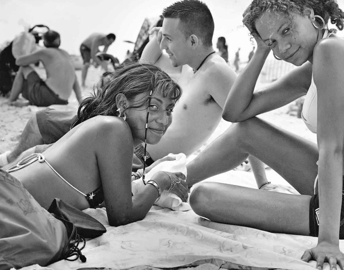 Coming of Age in America - Joe Szabo - Jones Beach Two Girls